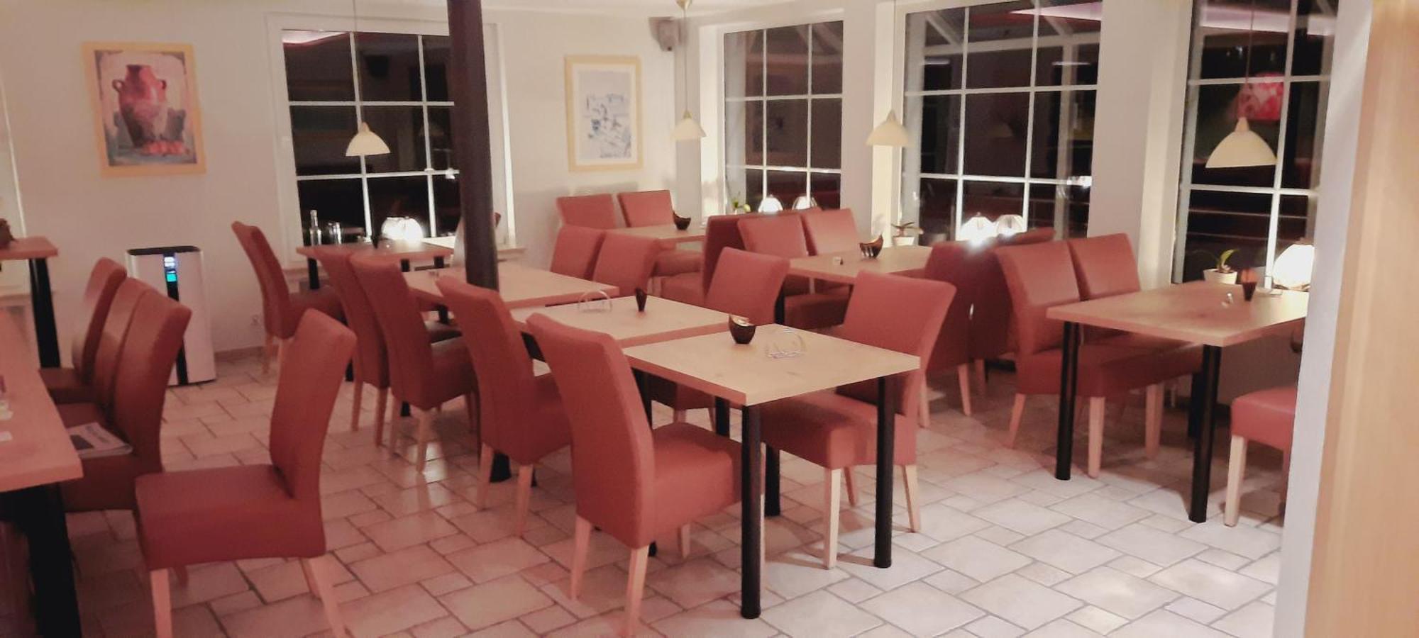 Hotel Zum Kreuzberg Winterberg Bagian luar foto