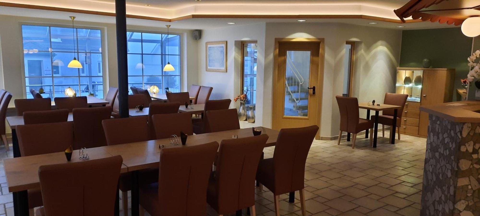 Hotel Zum Kreuzberg Winterberg Bagian luar foto