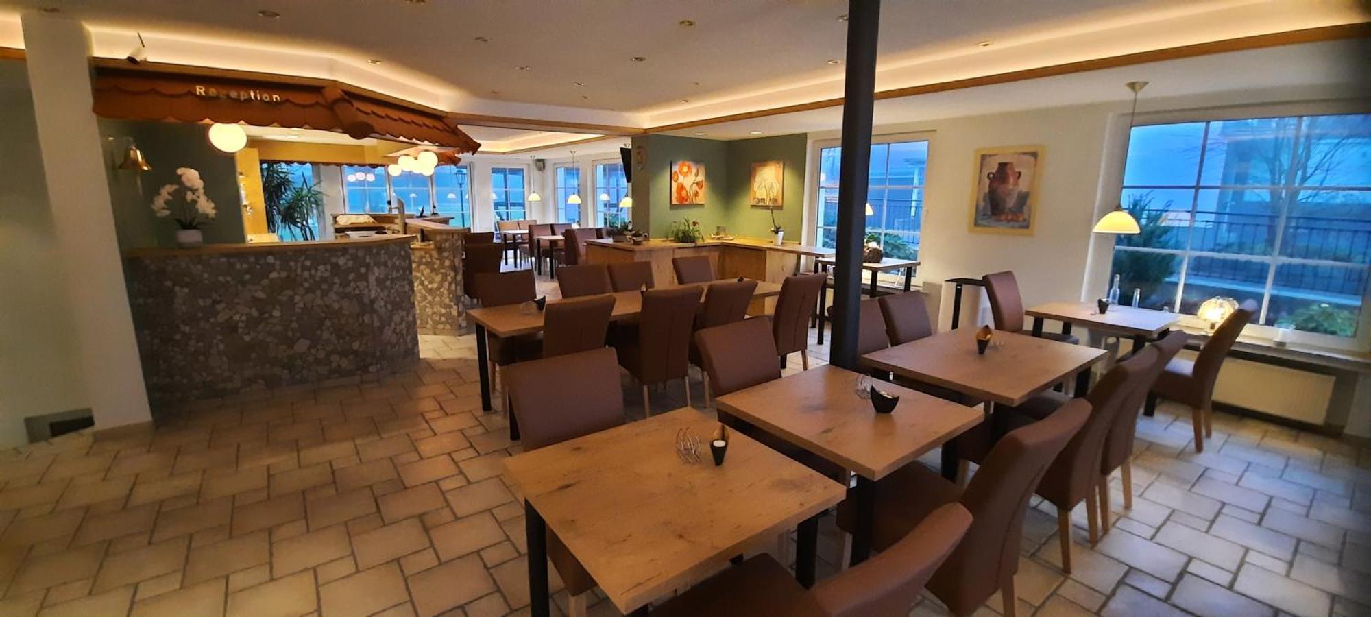 Hotel Zum Kreuzberg Winterberg Bagian luar foto
