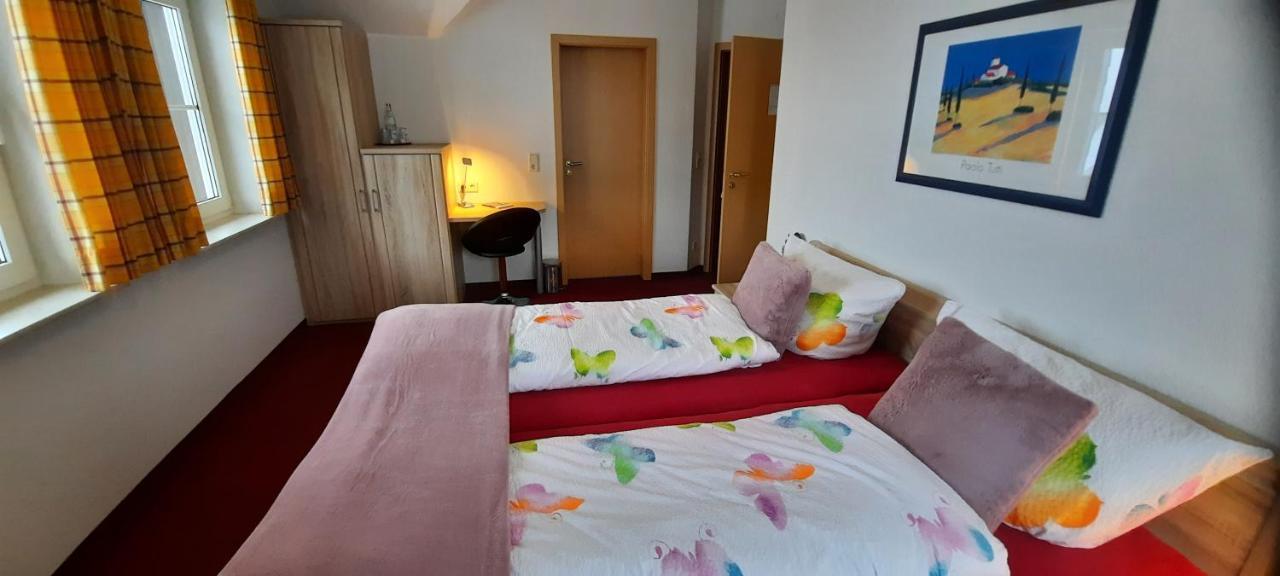 Hotel Zum Kreuzberg Winterberg Bagian luar foto
