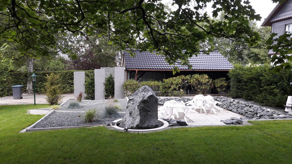 Hotel Zum Kreuzberg Winterberg Bagian luar foto